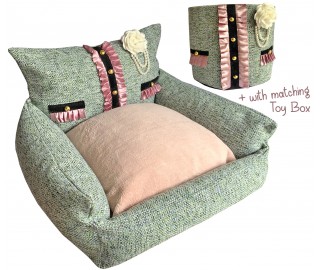 Tweed Boy Chowpel sofa...