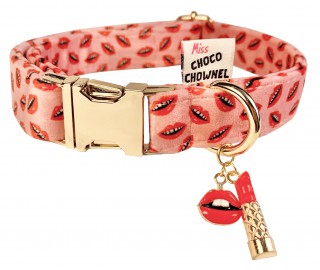 Red Lips collar