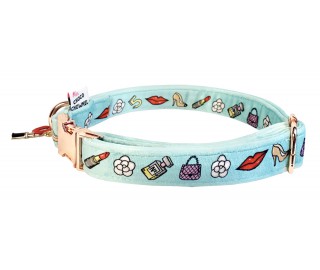 Lips & Perfume collar